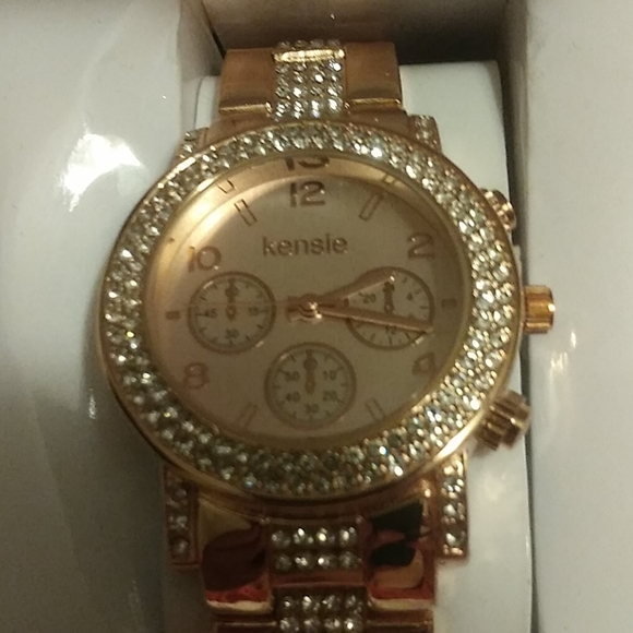 Watch - Picture 1 of 3